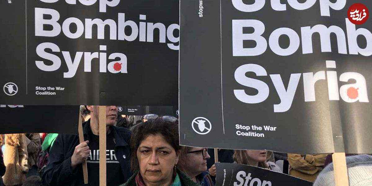 تصاویر/ تجمع مقابل پارلمان انگلیس در اعتراض حمله به سوریه