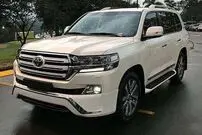 (ویدئو) چرا این تویوتا لندکروز ۲۰۱۸ در ایران ۴۷ میلیارد تومان قیمت خورده؟