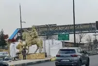 مجسمه «شکست والرین» در ورودی غربی تهران نصب شد