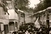 تصاویر؛ سفر در زمان؛ ۵۰ هزار نفر در تهران راهی جنگ شدند!