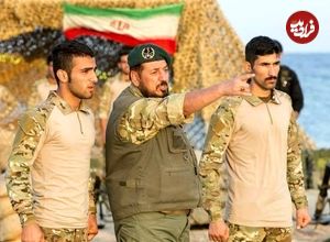 عکس؛ سفر به تاریخ؛ «فرماندۀ مسابقۀ فرمانده» در کنار «سردار سلیمانی»؛ دهۀ 70