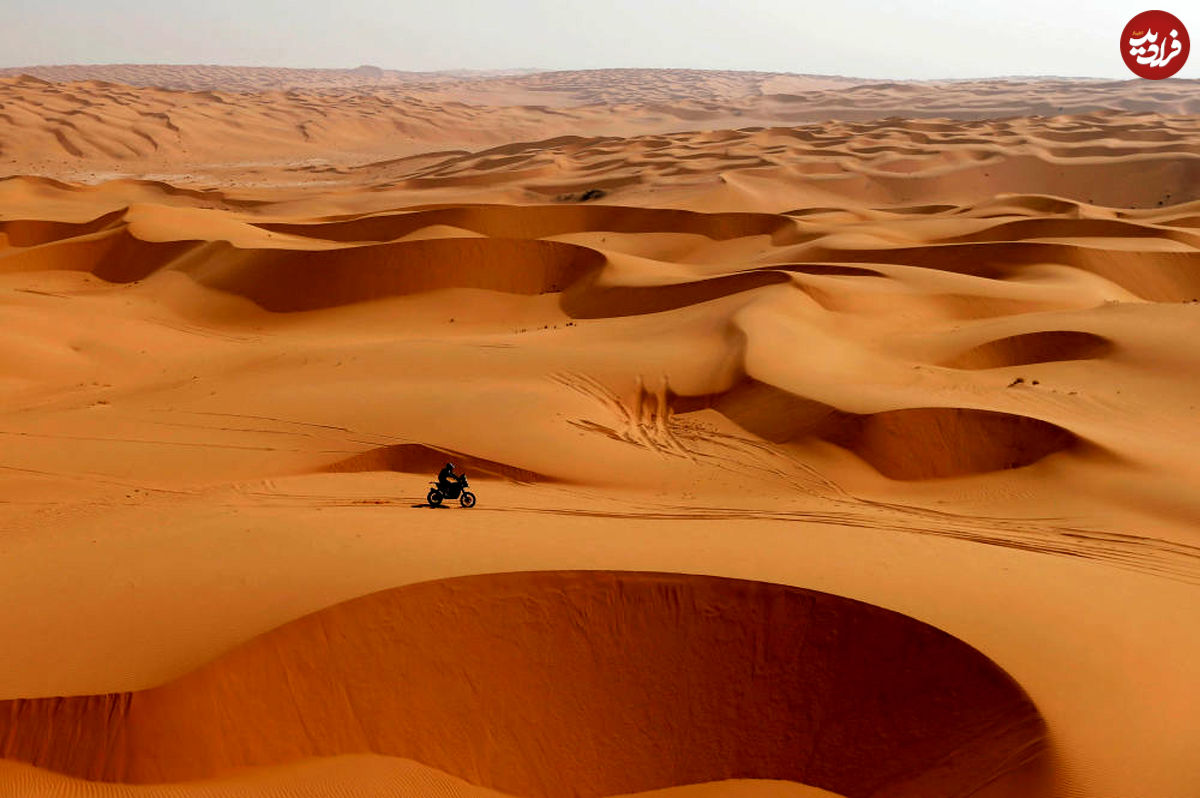 تصاویر/ مسابقات رالی در بیابان‌های عربستان