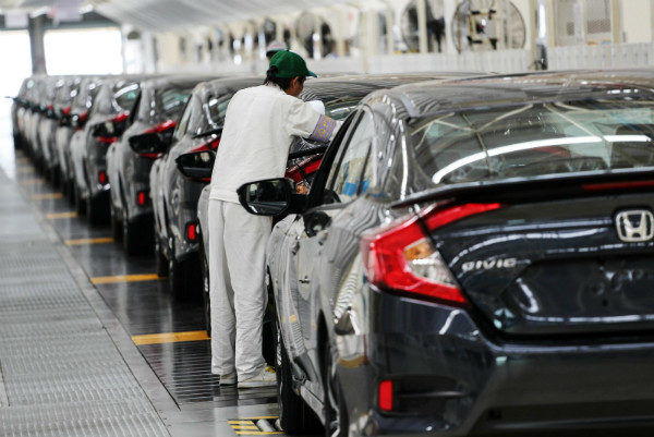 حرکت آهسته اما روبه‌جلوی خودروسازان ژاپنی در ۶ ماهه نخست سال