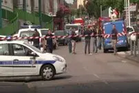 مهاجمان در فرانسه سر یک کشیش را بریدند