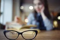 از نشانه‌های این بیماری‌های خطرناک تاری دید است