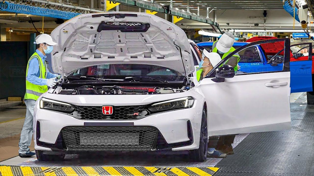 (ویدئو) فرآیند ساخت هیجان انگیز خودروی «هوندا سیویک» در کارخانه ژاپنی