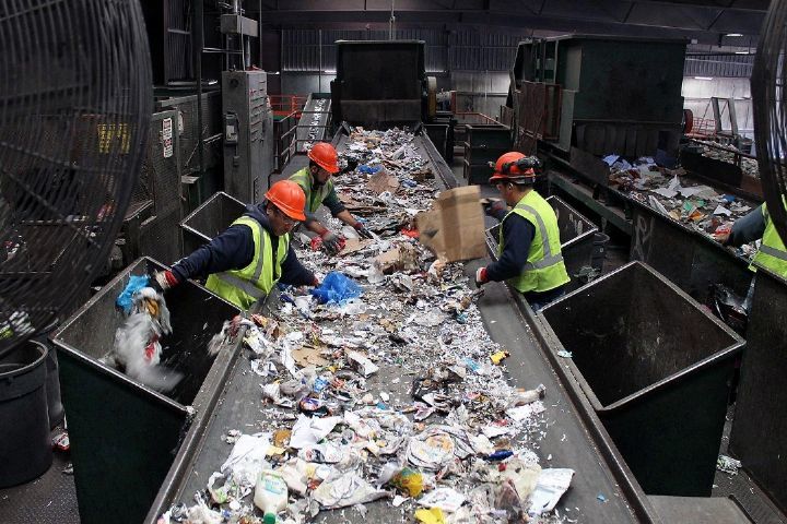 جریان قدرتمند زباله در تهران