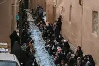 (ویدئو) طولانی‌ترین سفره افطاری در کوچه‌های یزد