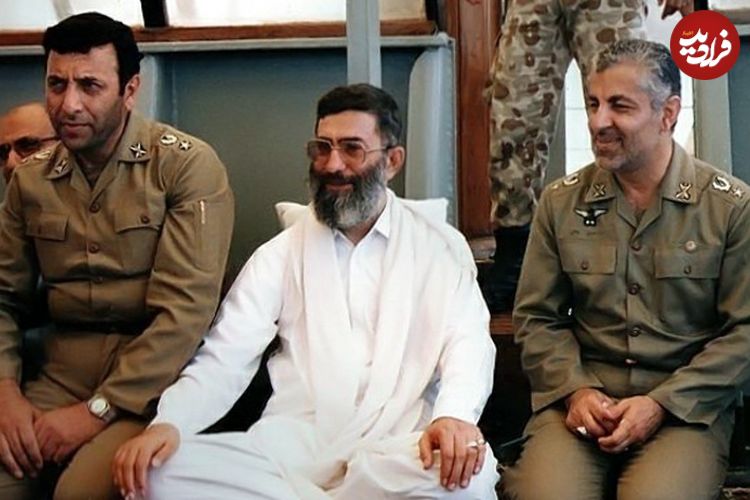 عکس؛ سفر به تاریخ؛ «رهبر انقلاب» در 24 سالگی در سفر به استان گیلان به همراه یک دوست لبنانی؛ سال 42