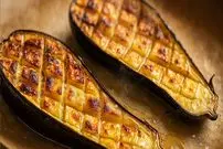 ببینید؛ طرز تهیه یک دلمه بادمجان متفاوت برای آن ها که بادمجان دوست ندارند!