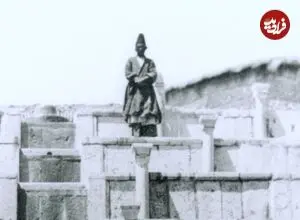 عکس| سفر زمان؛ عکس یادگاری دو خدمتکار بالای «آبشار قصر نصرت‌الدوله»