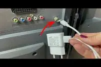 (ویدئو) اگر شارژر گوشی موبایل تان را به تلویزیون متصل کنید چه اتفاقی می افتد؟