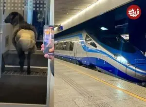 عکس؛ ماجرای گوسفندی که در قطار پوشک به تن داشت
