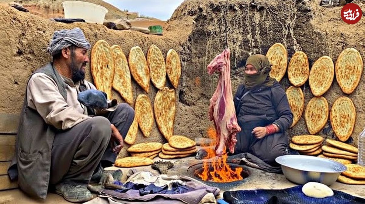 ببینید| غذای روستایی در افغانستان؛ پخت خوراک گوشت و سیب زمینی و نان سنتی