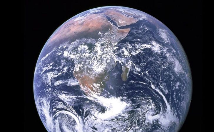 (عکس) طلوع زمین؛ تاریخی‌ترین عکسی که «خانه» را از بیرون نشان داد