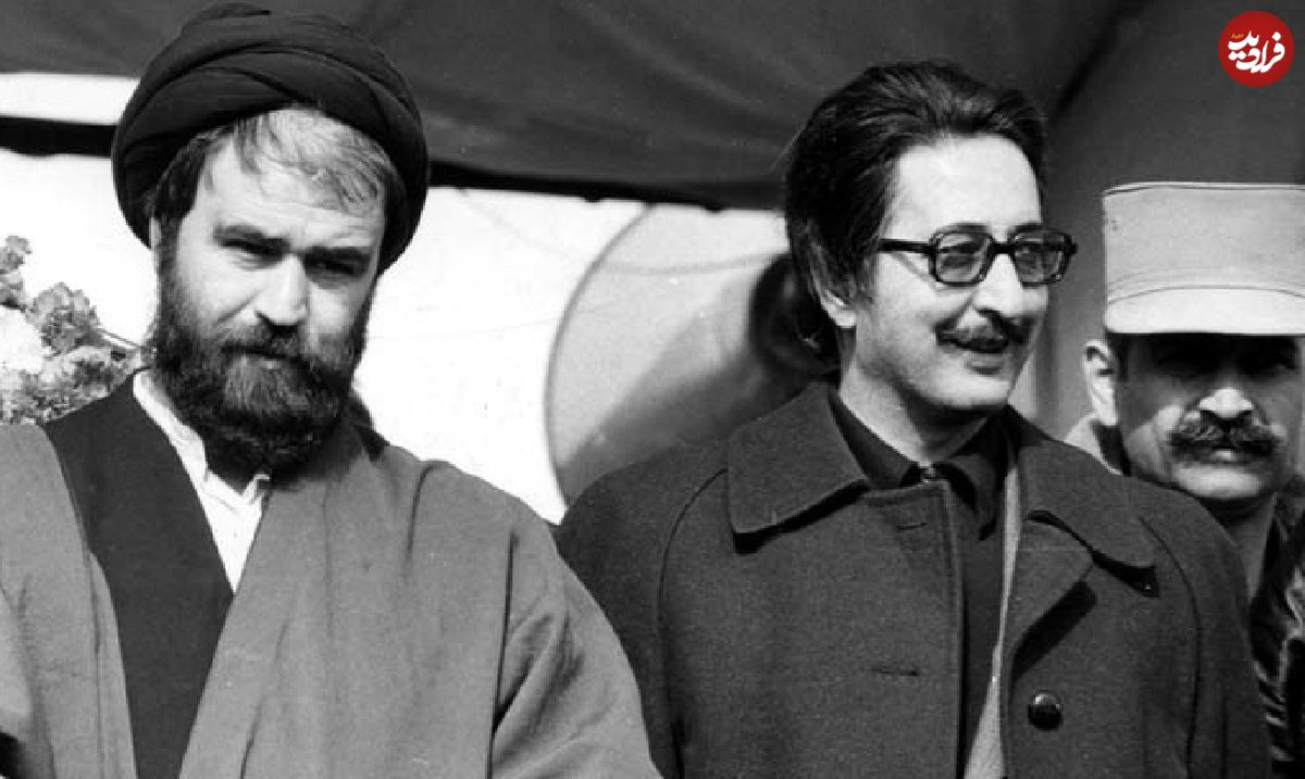 عکس؛ سفر در زمان؛ «بنیصدر و شهید رجایی در فرودگاه مهرآباد»؛ سال 59