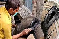 (ویدئو) تکنیک هوشمندانه استاد پاکستانی برای تعمیر پارگی لاستیک بزرگ کامیون