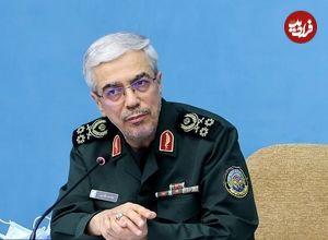 عکس؛ سفر در زمان؛ «سرلشکر باقری در لباس سپاه و در سال های نخست خدمت اش»؛ دهه 60