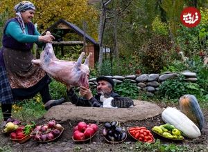 ببینید؛ غذای روستایی در آذربایجان؛ کباب کردن بره کامل در تنور زیرزمینی در طبیعت