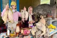 ببینید| غذای روستایی در ایران؛ اردک کبابی روی آتش با پوره سیب زمینی