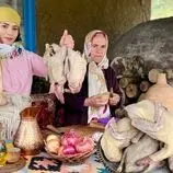 ببینید| غذای روستایی در ایران؛ اردک کبابی روی آتش با پوره سیب زمینی