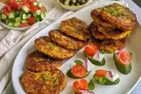 انتخابی عالی برای شام سبک؛ کوکو ذرت و نخودفرنگی
