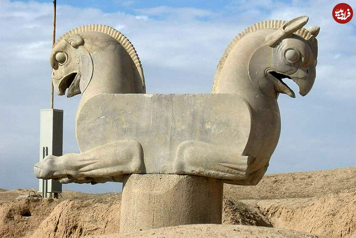 تصویری از لحظه کشف شیردال تخت جمشید