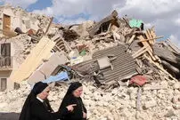 ببینید| تصاویری از لحظات اولیه زلزله در ناپل ایتالیا