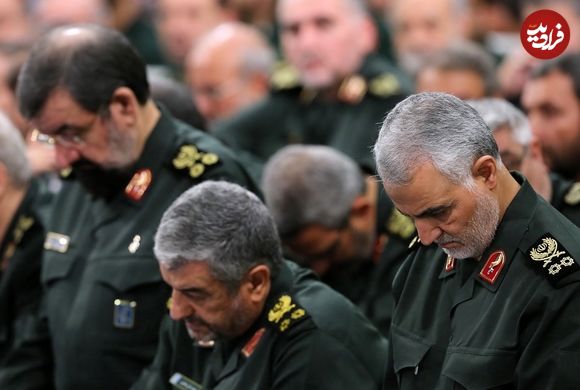 عکس؛ سفر به تاریخ؛ «حاج قاسم، سردار رشید، قالیباف، رضایی و شمخانی» در یک عکس دسته‌جمعی؛ دهۀ 80