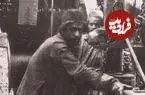 عکس| سفر زمان؛ کارگران ایرانی و انگلیسی در کنار یک چاه نفت در زمان قاجار 