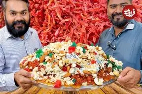 ببینید| غذای روستایی در پاکستان؛ پخت 15 کیلوگرم حلوای هویج در روستا