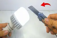 (ویدئو) ترفندی ساده برای تعمیر لامپ LED