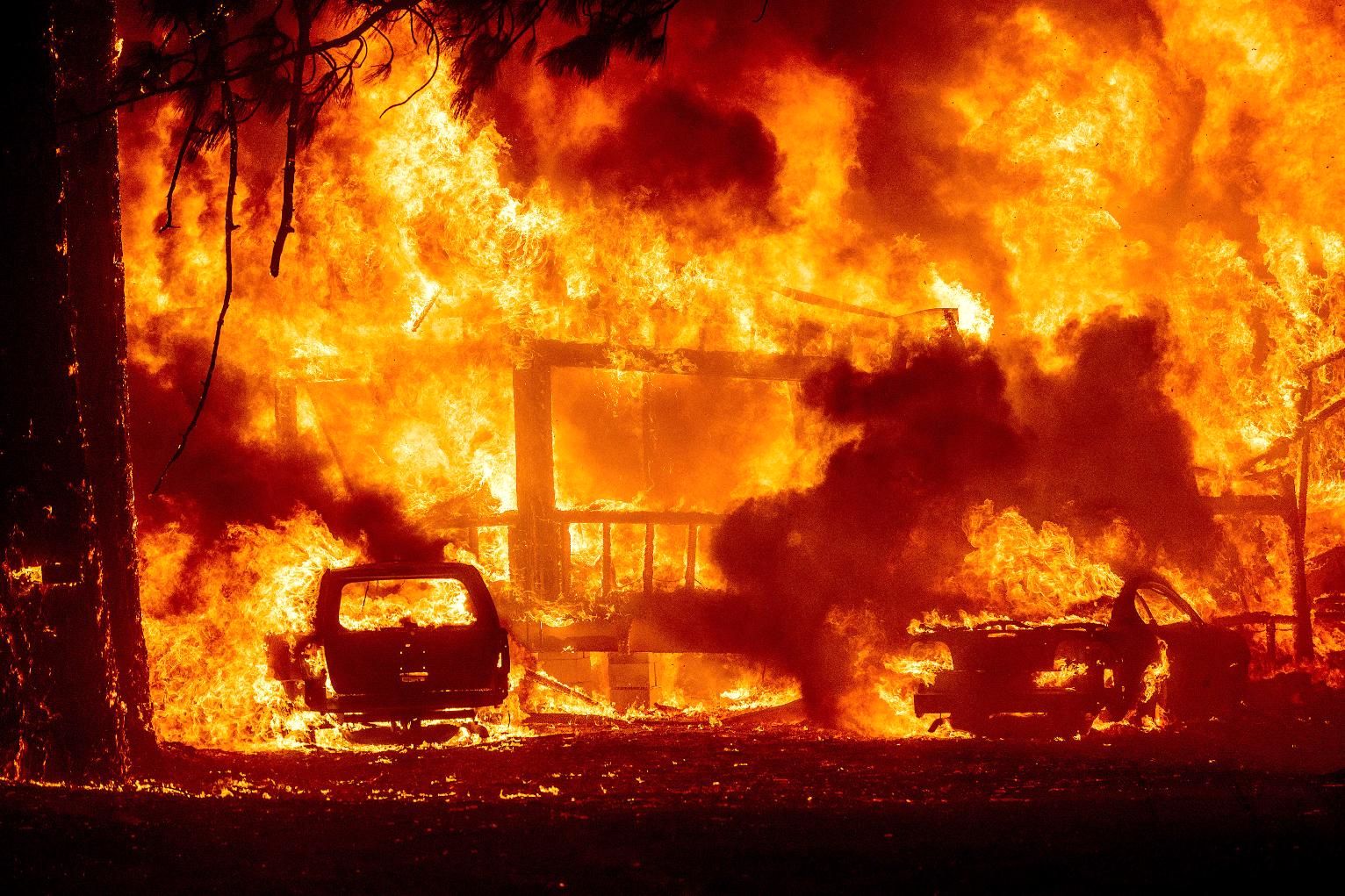 (ویدئو) اولین تصاویر از آتش‌سوزی وحشتناک در ایالت تگزاس