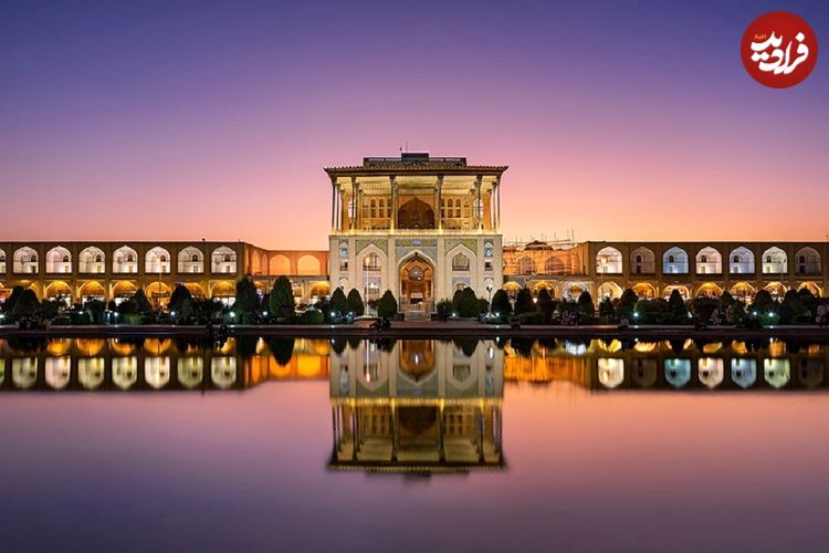 ببینید؛ تصاویر آتش‌سوزی شدید در میدان نقش جهان اصفهان