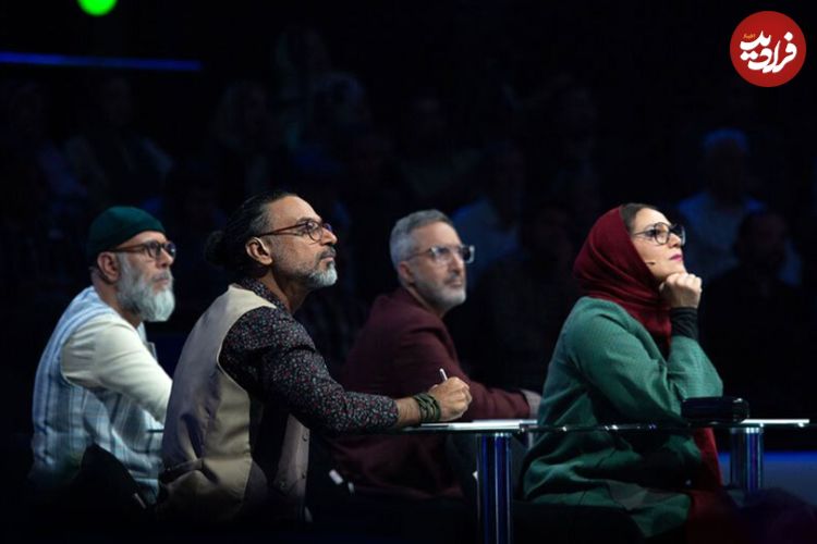 ( ویدیو) صدای جادویی پسر نگهبان؛ همه داوران احساساتی شدند