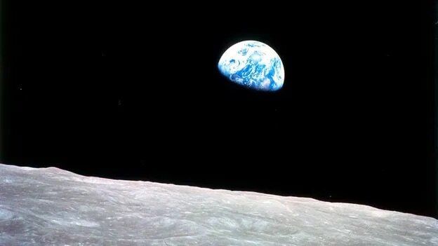 (عکس) طلوع زمین در ماه؛ نمادین‌ترین تصویر از خانه ما در فضا
