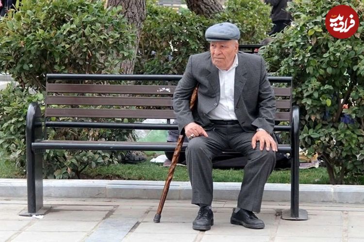 بازنشستگان بخوانند؛ حق بیمه بازنشستگان افزایش یافت؟