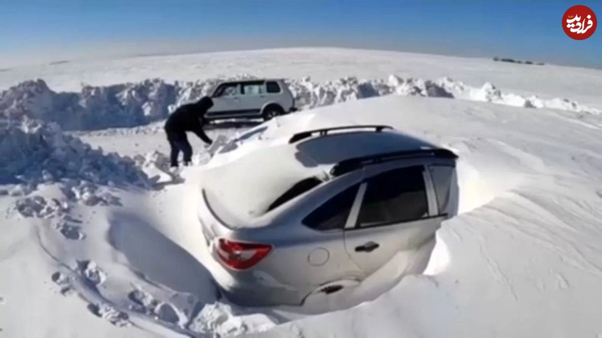 (ویدئو) مدفون شدن چند ماشین زیر بارش برف سنگین در آرژانتین