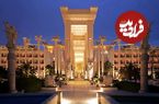 سرو غذا در رستوران لوکس هتل داریوش کیش