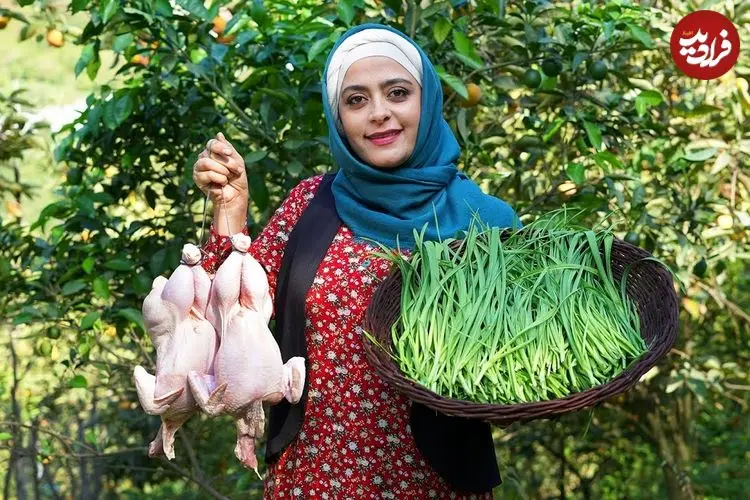 ببینید| غذای روستایی در ایران؛ پخت خورشت سیر قلیه در طبیعت زیبای رامسر