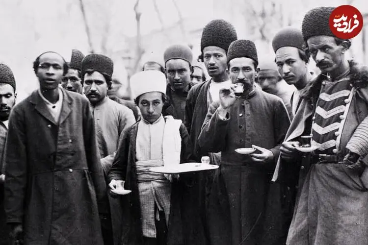 تصاویر| سفر به عصر قاجار؛ از «هات‌چاکلت تهرانی‌ها» تا «سیگار ملیجک»