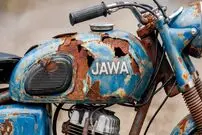 ببینید؛ مراحل تماشایی بازسازی و تعمیر یک موتور سیکلت JAWA زنگ زده تولید چکسلواکی سابق