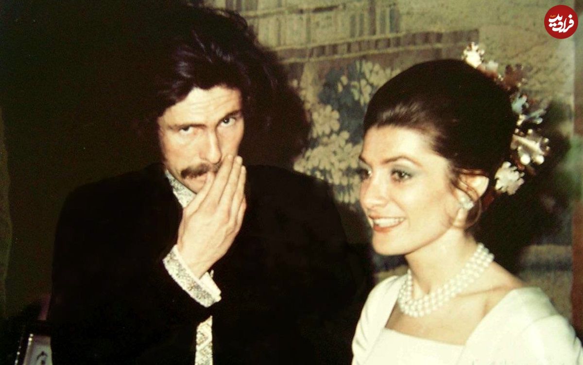 سفر در زمان؛ یادداشت‌های علم، جمعه ۲۷ بهمن ۱۳۵۱: شوهر شهناز، رفته مردم فرحزاد را تحریک کرده، اطراف زمین‌های [مهدی]پیراسته، وزیر و سفیر اسبق، را دیوار بکشند