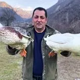 ببینید| غذای روستایی در آذربایجان؛ پخت اردک همراه با سیب زمینی در فر