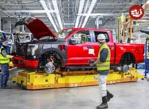 ببینید| مراحل صفر تا صد تولید وانت پیکاپ برقی فورد F-150 در آمریکا