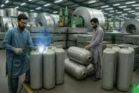 ببینید| کپسول گاز چگونه در پاکستان تولید می شود؟