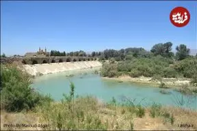 عکس| سفر به ایران قدیم؛ منظرۀ «بند امیر شیراز» در دوران قاجار