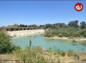عکس| سفر به ایران قدیم؛ منظرۀ «بند امیر شیراز» در دوران قاجار