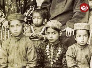 تصاویر؛ سفر به عصر قاجار؛ از «عکس یادگاری دختران ارمنی» تا «خانوادۀ زرتشتی و سماورشان»