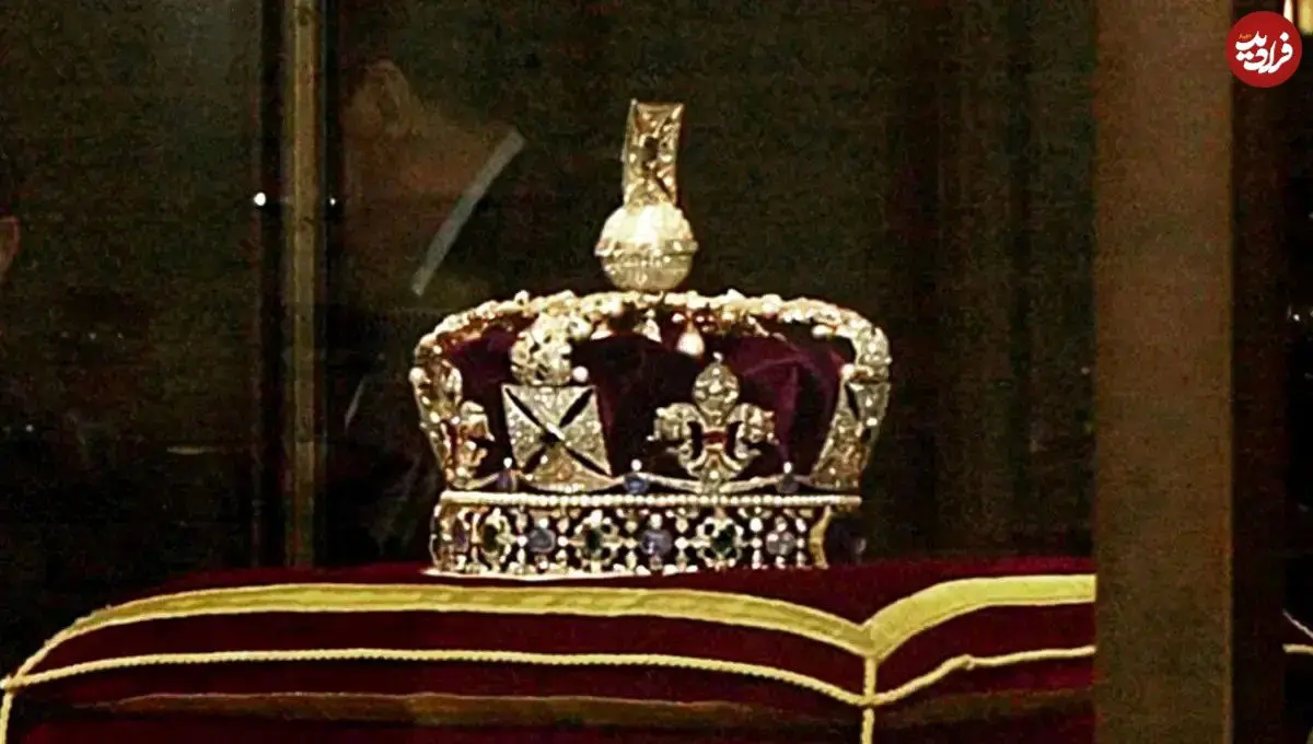 حمله معترضان به تاج پادشاهی انگلیس در برج لندن؛ ۴ نفر بازداشت و بازدید از جواهرات سلطنتی متوقف شد